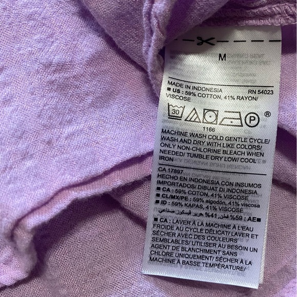 Purple Old Navy Blouse - Size M - Picture 4 of 4